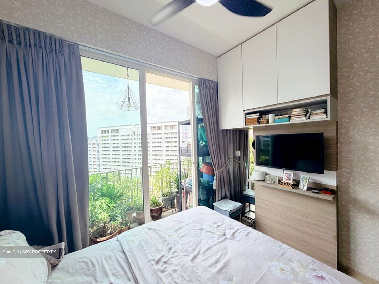 Watercolours (D18), Condominium #636372851